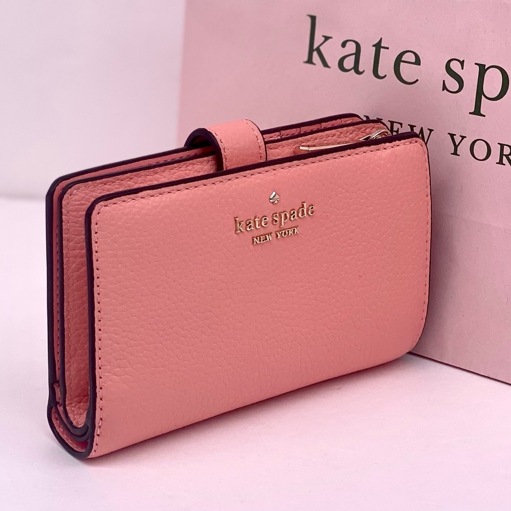 Kate Spade Leila Medium Compact
Bifold Wallet